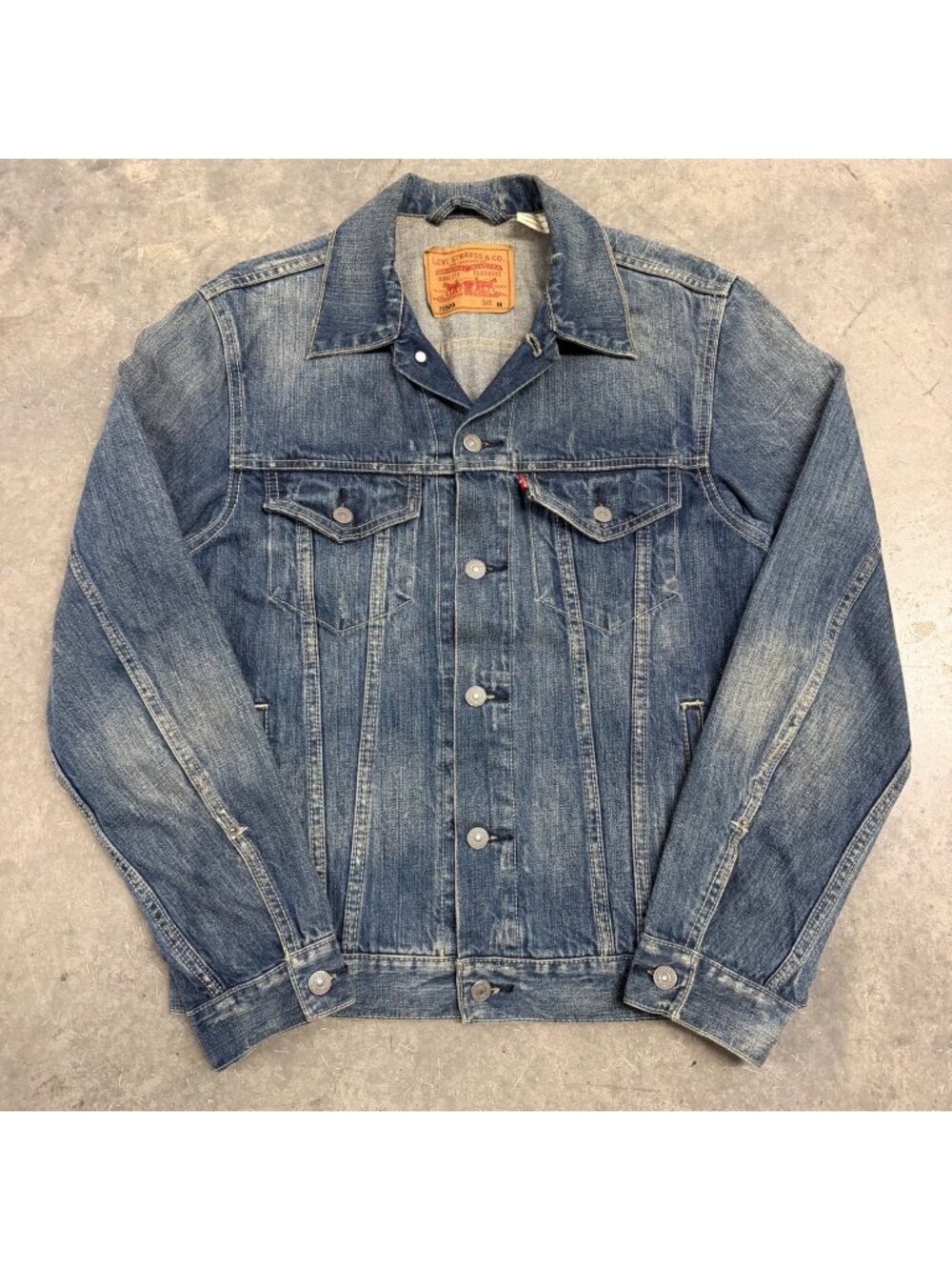 Levis 2000s 70589 Denim Trucker Jacket Size M